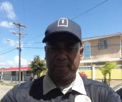 Andres romantico, hombre, separado, Colón, Colón, Panamá