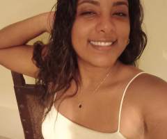 Diana, mujer, soltera, Ajain, Limousin, Francia