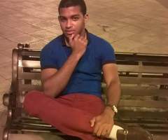 Bryantpolyglot, hombre, soltero, Montréal, Quebec, Canadá